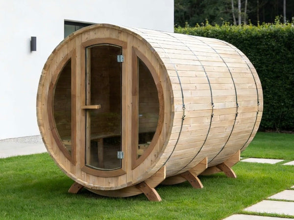Grand sauna tonneau d'extérieur avec porte vitrée cintrée — Bois de pin thermo-traité | 2-6 personnes