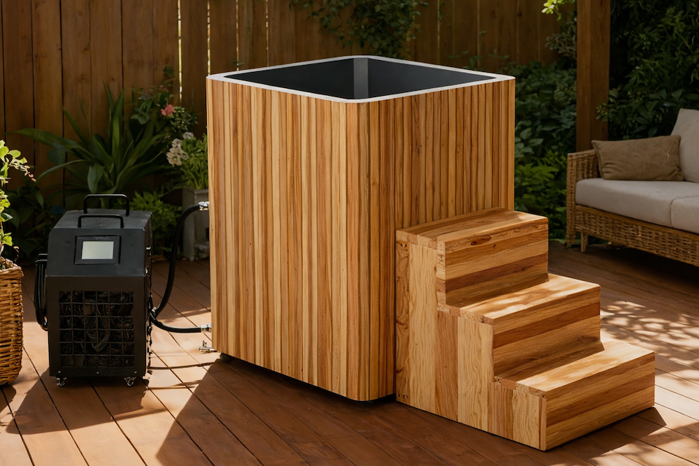 Square Cedar Ice Bath